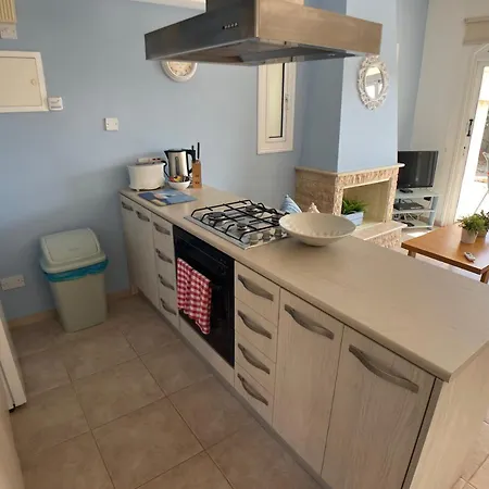 Villa Malama Beach W Private Pool Great Location *