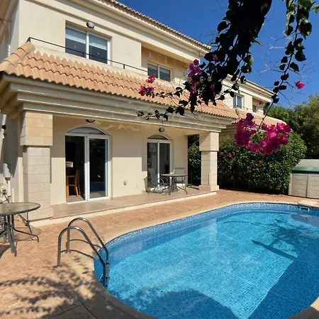 Malama Beach W Private Pool Great Location * Protaras